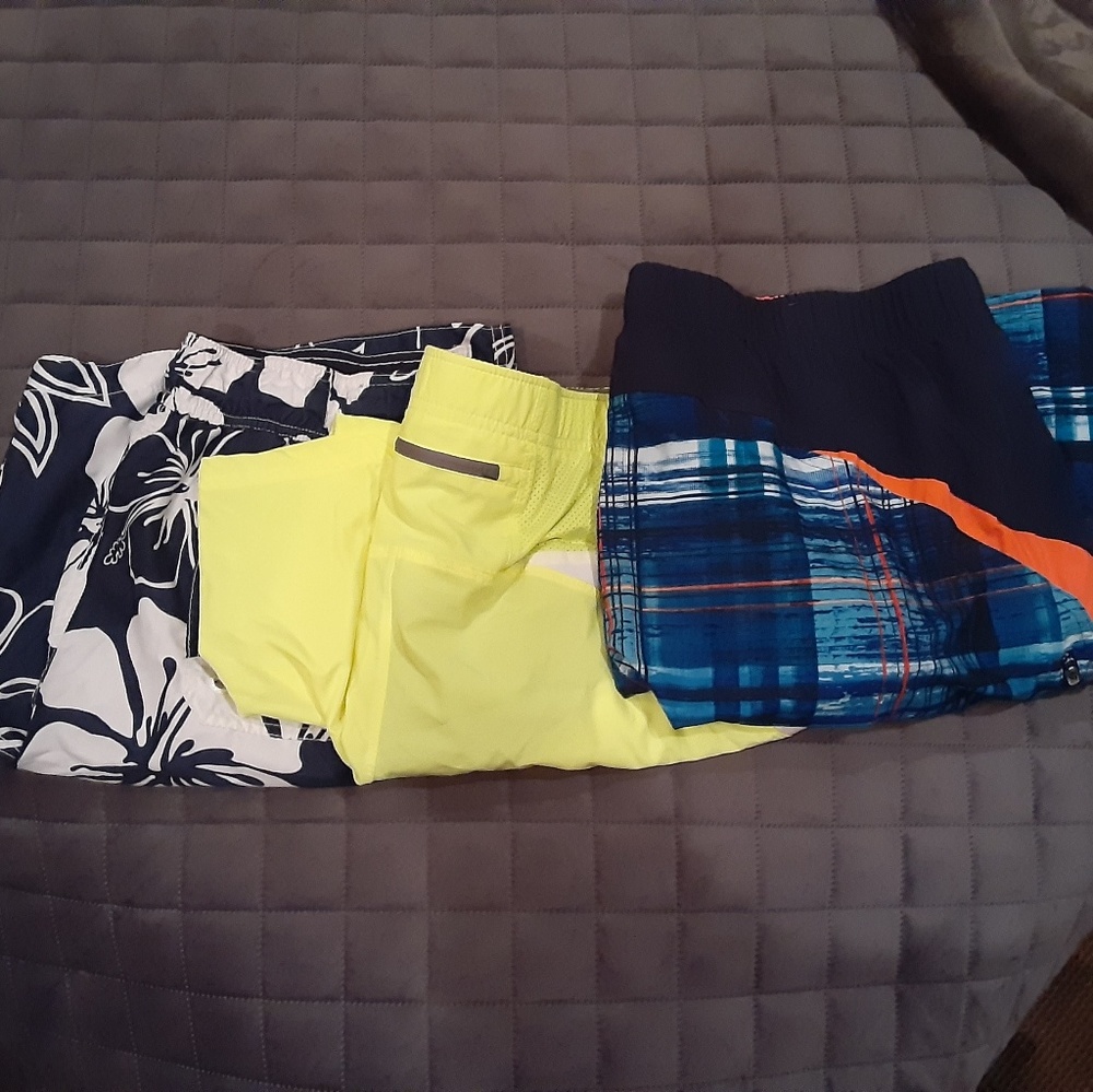 Men's swim trunks